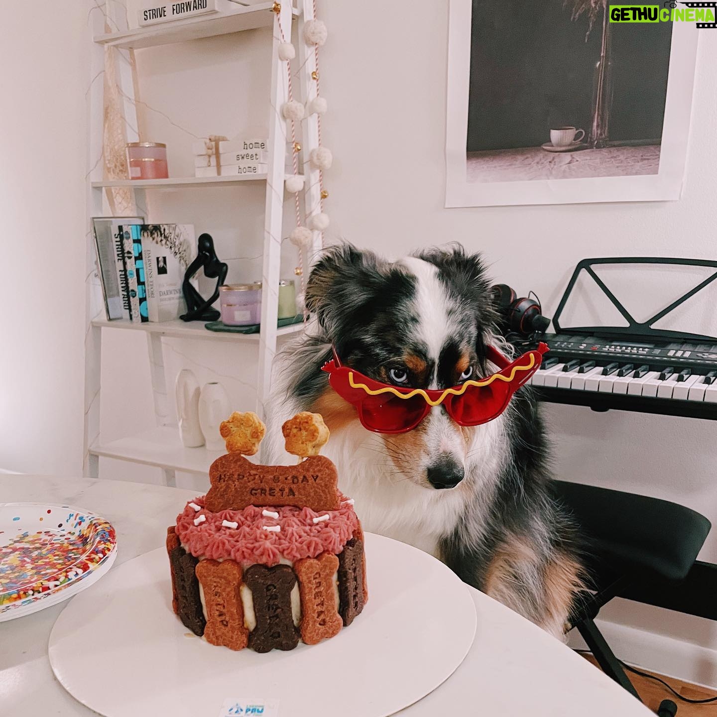 Sheryl Rubio Instagram - My baby girl está cumpliendo 5 años el día de hoy 💕 pidiéndole al universo que te quedes en esta vida con nosotros hasta que cumplas al menos 20 años (humanos) i love you!!!