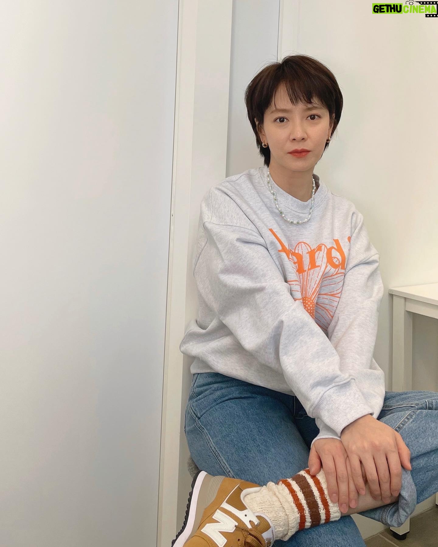 Song Ji-hyo - 414.1K Likes - 🙂😀😝