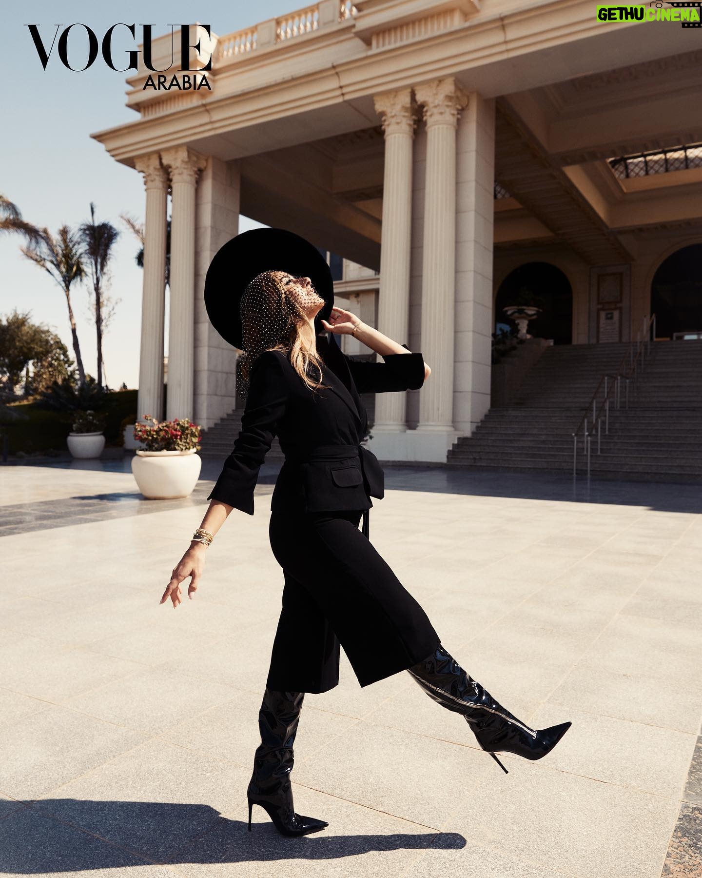 Amina Khalil Instagram - V O G U E X A M I N A 🖤 Credits:
Directing, editing, photography, sound-design: @photoboutiqueeg
Style: @yasmineeissa
DOP: @kariimfouad
Hair: @ahmed__mounir
Makeup: @sohakhoury
Fashion director: @aminejreissaty
Creative Producer: @lauraprior_
Production: @snapfourteen @nadiaeldasher
First AD: @fadyakram2
Set Stylist: @by_aliaeissa
Choreographer: @shaymaa_shoukry
Color grading: @mira_color @lzrd.tv
Locations: @stregisalmasa @stregiscairo
