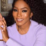Angela Bassett Instagram - Hey Everybody you good? Just a little bit of time left to support a great charity- @llsgreaterla & win a chance to meet me in person! Click on the link in my bio before it’s too late!