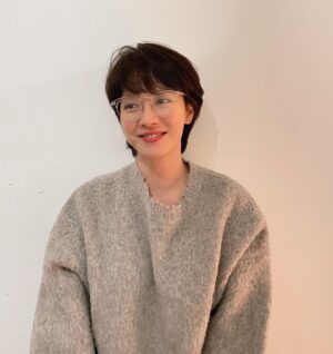 Song Ji-hyo Instagram - 👓