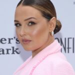 Camilla Luddington Instagram - Channeled my inner Barbie yesterday 💖💖💖💖💖💖
Thank you @lacmagazine for having me! 
Bubblegum glam by:
Stylist- @nataliehoseltonstyle 
Hair- @justinemarjan 
Makeup- @thetonyabrewer 

Dress- @rebeccavallance 
Shoes- @sarahflint_nyc 
Purse- @marzook_official 
Jewelry- @levian_jewelry 
@marli  @dorseyofficial