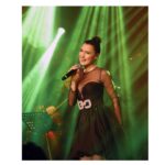 Şevval Sam Instagram – Biz size doyamadık. 🌈 @kartalistmarina.jollyjoker gecesi unutulmaz konserler arasına girdi..🎶⚡️💖Çok yakında yeniden buluşacağız!! Bu coşkuyu 22 Nisan’da, bu defa @private.jollyjoker ‘da tekrar yaşamak için takipte kalın…!!!😉 💃🏻 🕺🏻⚡️⚡️⚡️⚡️⚡️⚡️⚡️
Fotoğraflar @canipek 
Elbise @tarikedizofficial 
Styling @816styling 
@sburcucam @mina.tanay