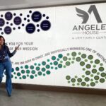 Angela Bassett Instagram - Hey Everybody, you good? I spent some time today at @unionrescuemission brand new Angeles House! 🥰

Tune into the TV special April 16th on CBS2 and stream on CBSN.com at 6:30pm PT
