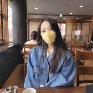 Park Bo-young Instagram - 더울 땐 냉면🥶