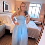 Jessica Capshaw Instagram - About last night...thank you @saveveniceyf & @thelsd for inviting us to be a part of a lovely evening in support of the many art treasures in Venice that need support and extra TLC. 

I'm just going to keep saying it... I love you, NYC. 🍎

Also, skin by @drmacrene @macreneactives ♥️
