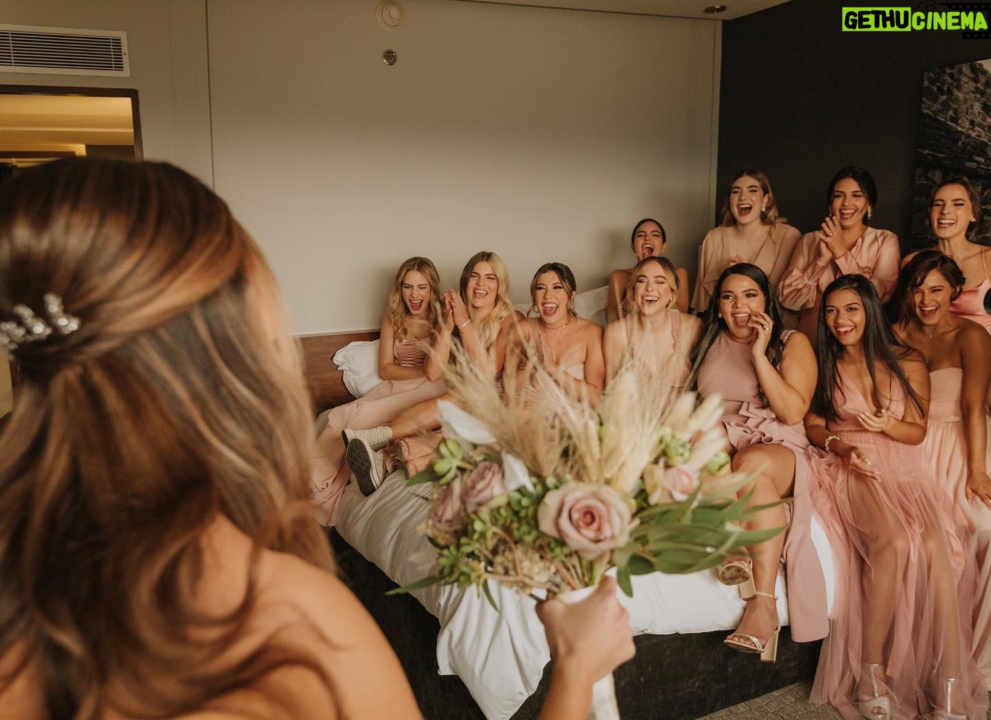 Sheryl Rubio Instagram - Primero vean lo GUAPÍSIMAS que se ven todas! Ustedes no saben todo el amor que me dieron mis niñas el ese día 🤍 me sentí tan amada y tan plena… gracias por estar en un momento tan especial y tan importante conmigo!