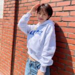 Song Ji-hyo Instagram – 오늘도 🌞🌞