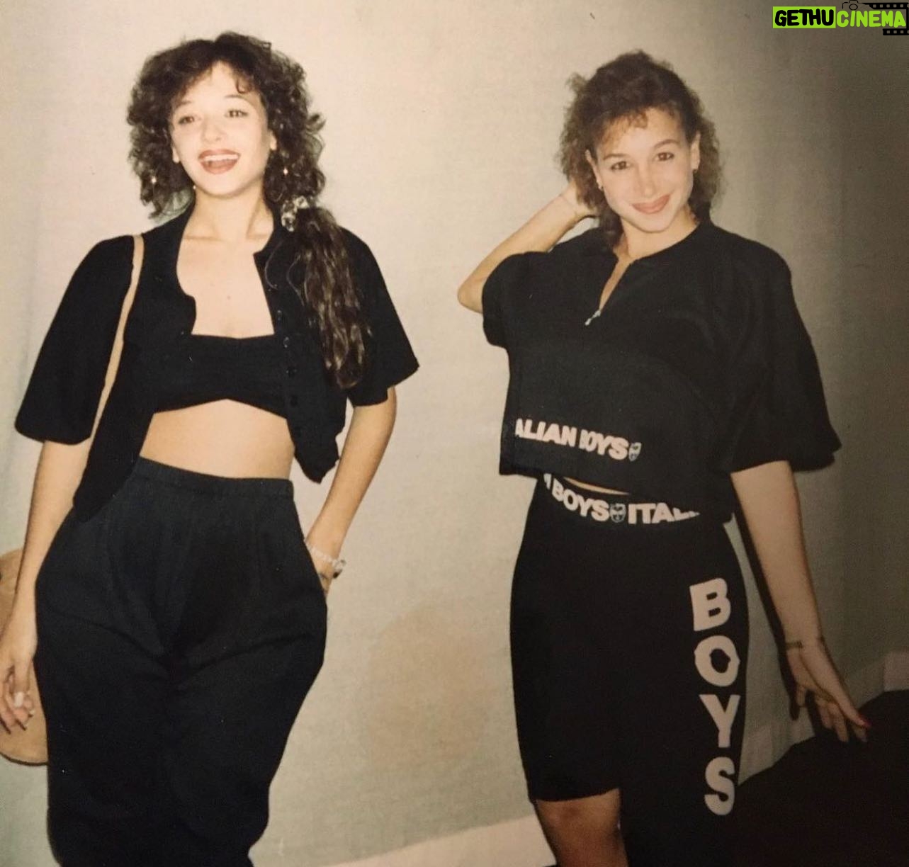 Leah Remini Instagram - Today is my sister @nicole_b_remini’s birthday! Here we are in our aqua net and Sergio Valente days. 1988, the Palace In Hollywood. Growing up, no one beat me up more than my much older sister. But she was also the first to indulge my desire to do plays and skits in our living room. She was great at helping me recreate Carol Burnett Show skits. There is no one more loyal or protective in my life. You want Nicole in your corner if you’re in a fight. Nic, I’m so proud of the life you’ve built for yourself. Happy birthday, I love you sissy!