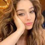 Cemre Baysel Instagram -
