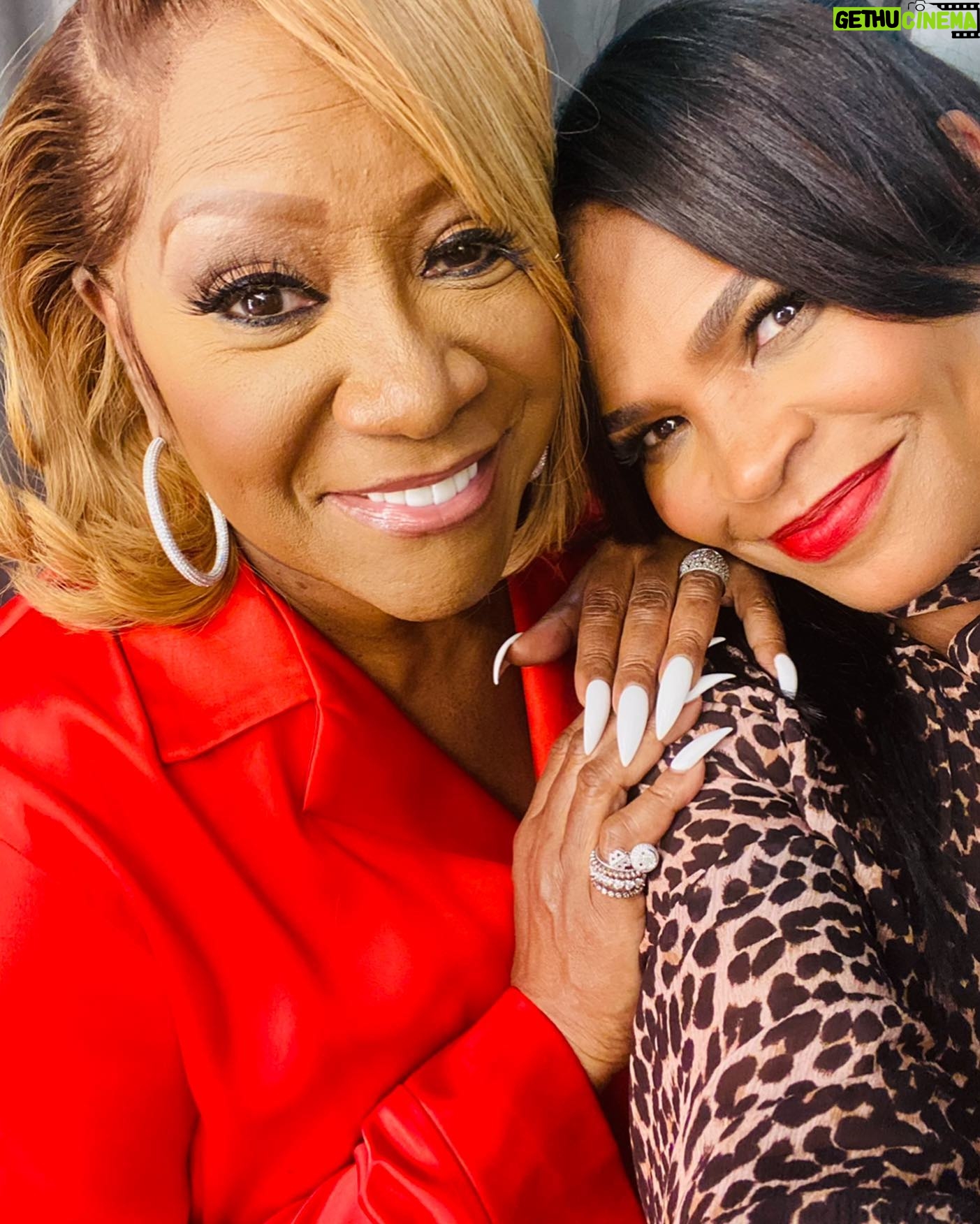 Nia Long Instagram - Happy Birthday sweet @mspattilabelle You are a national treasure. 😘