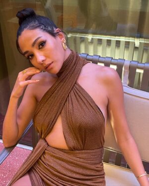 Aybüke Pusat Instagram - About last night 🌅
@a.batuhancetin 
@ilathebrand 
@limonettejewels 
@mustafa_akguul
@aslibilgemua