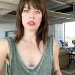 Milla Jovovich Instagram – In 2020 the women of Argentina started a “Green Wave” to stand up for their reproductive rights by wearing a piece of green on them at all times. This was a show of resistance and solidarity to their cause and to one another. The movement started with a few women in a living room and grew to millions of women nationwide that managed to overturn the draconian abortion laws in their government had in place at the time. Let’s follow their example and not succumb to feeling helpless because we CAN make a stand and WE CAN make lasting change happen. But we have to be committed. WE HOLD THE POWER! WE ARE THE PEOPLE AND WE CANNOT BE SILENCED! Please join me! Tell your friends and family to wear green everyday, repost this message, post your own messages about this movement and let’s inspire others to wear green in defiance of our Supreme Court!  #greenwaveforabortionrights #mareaverde #green4abortion