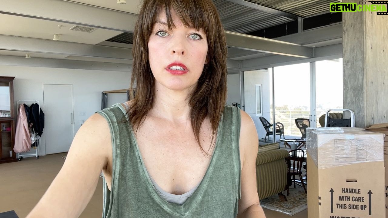 Milla Jovovich Instagram - In 2020 the women of Argentina started a “Green Wave” to stand up for their reproductive rights by wearing a piece of green on them at all times. This was a show of resistance and solidarity to their cause and to one another. The movement started with a few women in a living room and grew to millions of women nationwide that managed to overturn the draconian abortion laws in their government had in place at the time. Let’s follow their example and not succumb to feeling helpless because we CAN make a stand and WE CAN make lasting change happen. But we have to be committed. WE HOLD THE POWER! WE ARE THE PEOPLE AND WE CANNOT BE SILENCED! Please join me! Tell your friends and family to wear green everyday, repost this message, post your own messages about this movement and let’s inspire others to wear green in defiance of our Supreme Court! #greenwaveforabortionrights #mareaverde #green4abortion