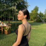Özge Yağız Instagram -
