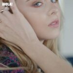 Loreto Peralta Instagram - @hola_mx September Fashion Cover ⚡️⚡️⚡️
Foto: @santiagorui 
Video: @molvofilms 
Entrevista: @jkennan
Styling: @cprimatesta 
@pedroypablotorres
