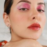 Sheryl Rubio Instagram - Me gusta experimentar nuevas cosas y más aún con maquillaje 💕🌙 me llego este paquete lindo de @boxycharm y tenía que experimentar. Los productos estrellas fueron el labial de @toofaced que ya vieron en mi video anterior y la sombra de @shopvioletvoss 💕