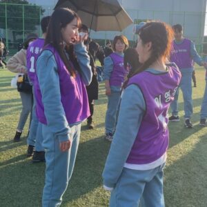 Shin Min-a Instagram - 시청해주신 많은 분들 감사합니다 .

선아도 푸릉리 사람들도 우리 모두 행복하세요☺️💜

#우리들의블루스 #선아