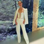 İrem Helvacıoğlu Instagram – Disney 🤍🤍🤍 
#disneyplus #kaçış

Styling: @boreal.brandlifting 
Takım: @zuleyhakuru
Takı: @agjewelery