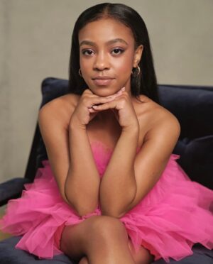 Priah Ferguson Instagram - it’s my color <3

Photo x Erik Carter
Courtesy of @netflix