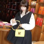 Suzu Hirose Instagram - ❤️
#SEELV
#LVFashion
#LVJewelry