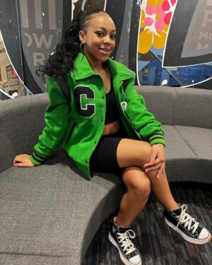 Priah Ferguson Instagram - nothing but laughs in my hometown with @bigtiggershow and Miss Pat of @v103atlanta. their questions had me on edge fr😅🫶🏽

special thanks to my early morning glam team
hair: @zarahair1 
makeup: @makeupbygray 
jacket x @coolcreativeinc