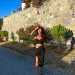 Özge Yağız Instagram -