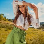 Cemre Baysel Instagram -