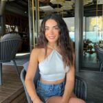 Özge Yağız Instagram -