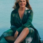 Vanessa Incontrada Instagram - La mia libertà, la mia indipendenza, la mia vita. 😙🦋

Grazie @vanityfairitalia  @marchettisimone @daniravaglia 
Foto @javier_biosca 
Intervista: @silviabombino
Servizio @gaiafraschini
Trucco @cristianconcas
Capelli @irenegrecomilano
Producer @marinamoretti64 

Team Vanessa
Management @friendsandpartners
Ufficio stampa: @Verocorno @LaVale_LaVale

#vanityfair #vanity #vanessaincontrada