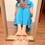 Song Ji-hyo Instagram - 🦶🏻🦶🏻