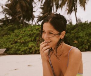 Georgina Amorós Instagram - Getting used to the island life🦋 @anantarakihavah 🤍