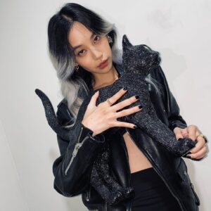 Chicha Amatayakul Instagram - thank you for all the birthday wishes! iloveyou 🐱🖤✨