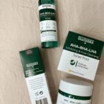 Song Ji-hyo Instagram - 여름철& 수부지 피부에 찰떡인 
아하-바하-라하👍🏻👍🏻

🌿AHA BHA LHA
Exfoliating & Pore Clean 
TonerPad

🌿 🌿AHA BHA LHA
Exfoliating & Pore Clean 
Toner

#ad