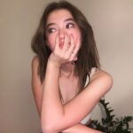 Ella McKenzie Instagram - Why 🤔