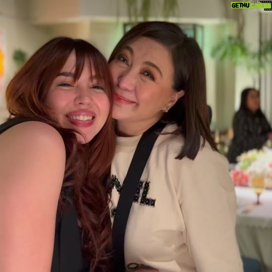 Julia Montes - 143.5K Likes - just so thankful for the love and thoughtfulness of my Mommy Sharon…..@reallysharoncuneta
because of FPJAP gained a mommy …
love you ❤️😘