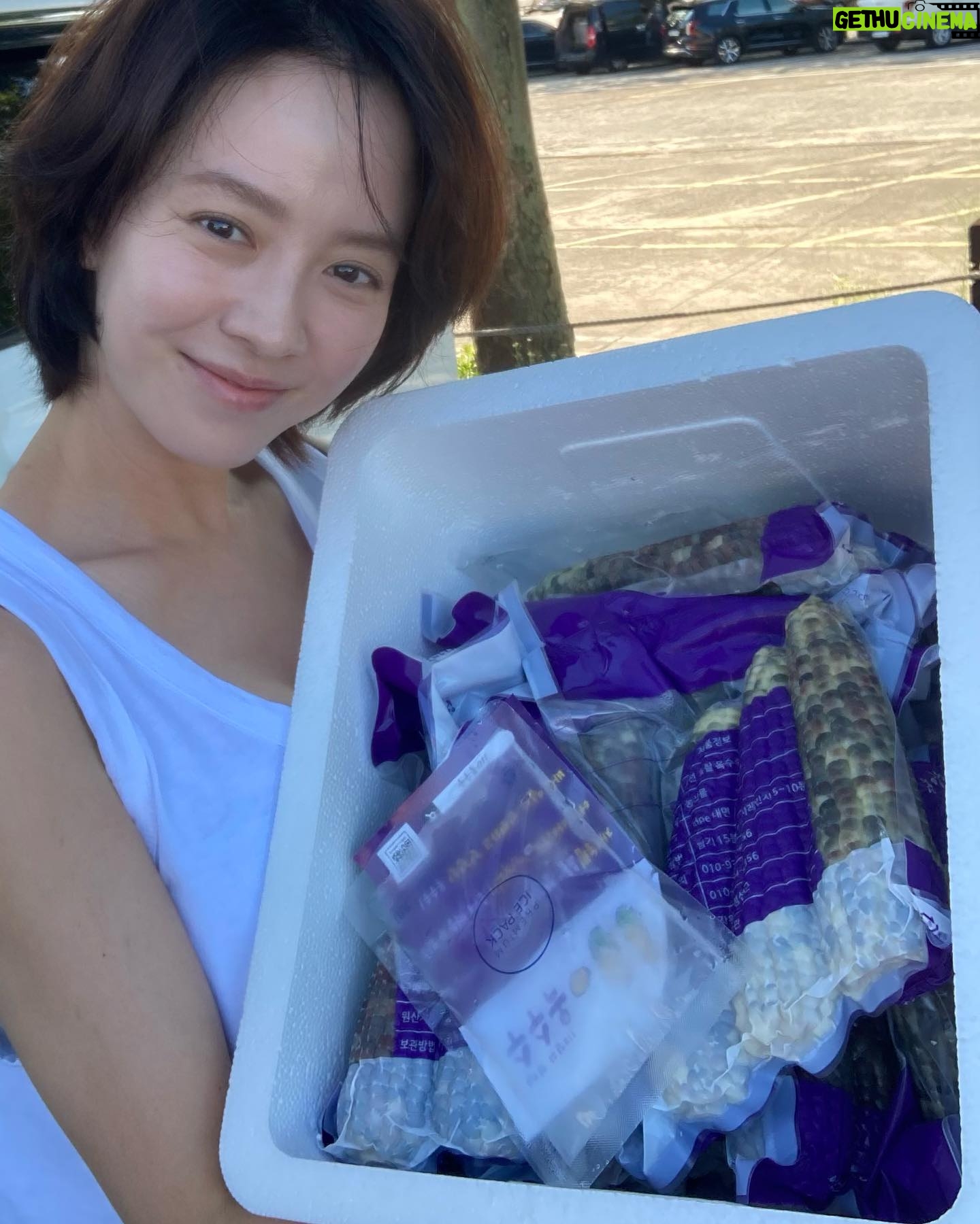 Song Ji-hyo Instagram - 여러분 오늘도 어김없이
행복하고..감사감사합니다🙏🏻