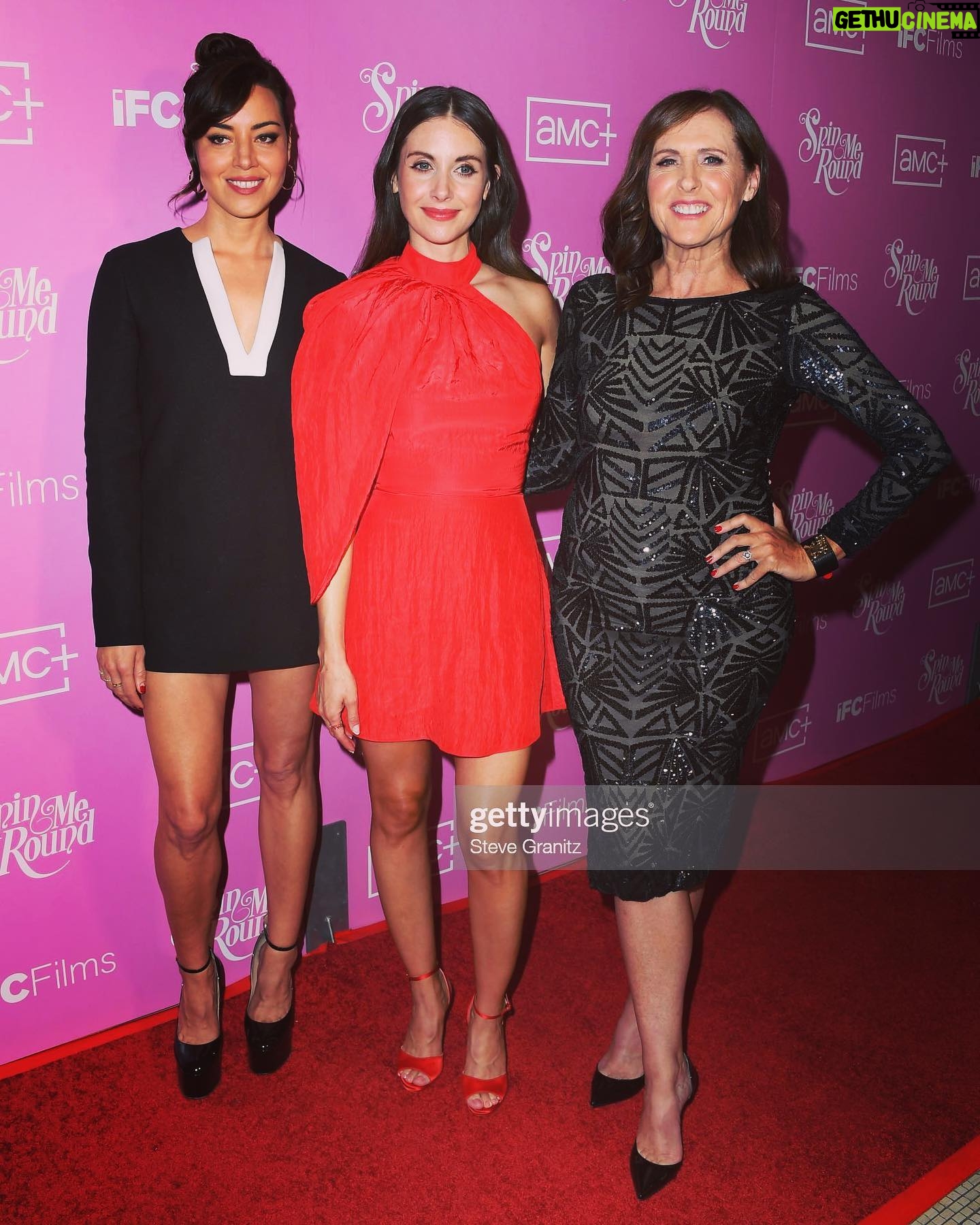 Aubrey Plaza Instagram - Last night at the Spin Me Round premiere!!! Out this weekend in theaters and streaming on @amcplus @ifcfilms 🍝