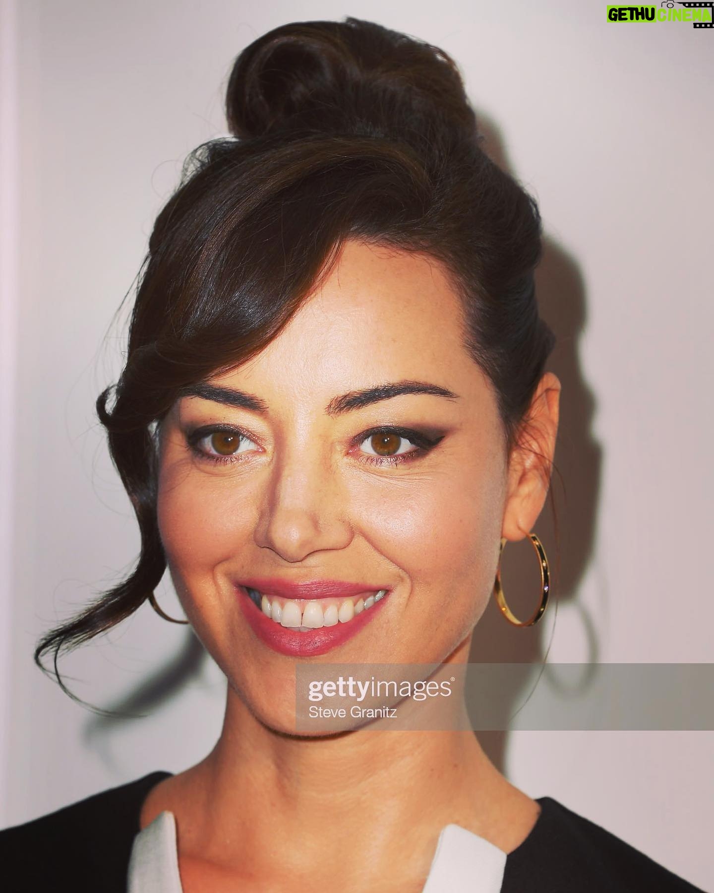 Aubrey Plaza Instagram - Last night at the Spin Me Round premiere!!! Out this weekend in theaters and streaming on @amcplus @ifcfilms 🍝