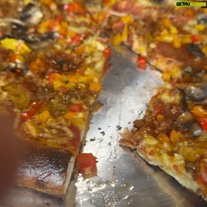 2 Chainz Instagram - Toni done opened up a NEW pizza spot ‼️Another example of action’s speaking louder than words ::been on my health is wealth kick … WE GOT THE BEST vegan pizza in the south 🍕🔥🔥💨 @pizzaverdura 377 Moreland ave . The old Zestos