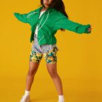 Priah Ferguson Instagram - sustainable and stylish. thrifting isn’t moth balls and your nana’s moo moos😂. you can actually find some really cool, quality pieces and add your own flavor. deciding to partner with @thredup was an eye opener. balancing something I love (shopping, fashion) with a bigger purpose (protecting our 🌎). I’m not an activist or an expert but small adjustments definitely make a difference.💕