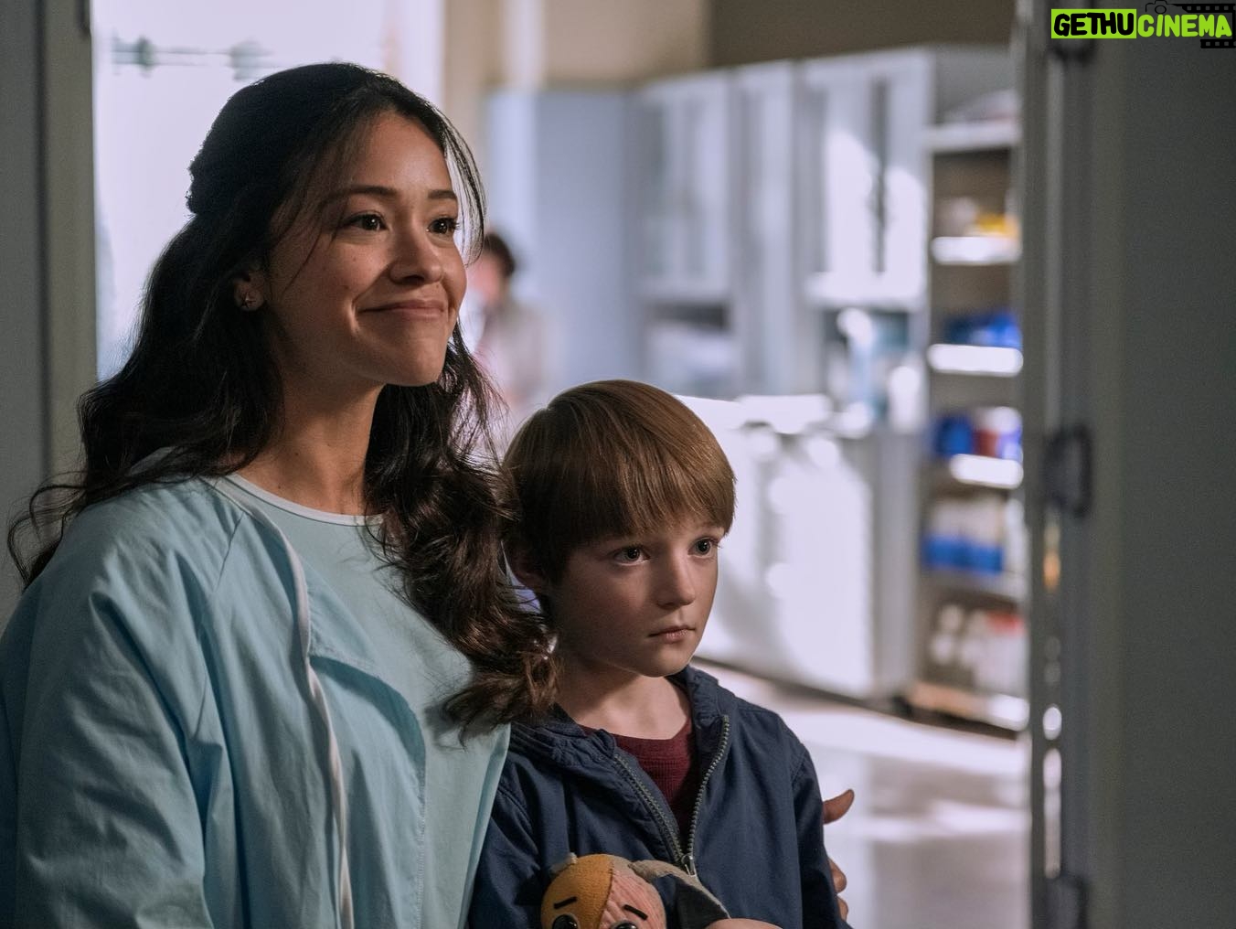 Gina Rodriguez - 348.4K Likes - LOST OLLIE streaming now on @netflix ❤️❤️❤️🥹🥹🥹