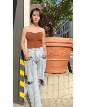 Song Ji-hyo Instagram - 어느 여름날..