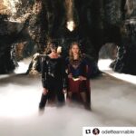 Melissa Benoist Instagram – 👯‍♀️🖤👯‍♀️
・・・
Enemies or Friends? You choose. With my dream girl @melissabenoist #ReignxSupergirl 💥