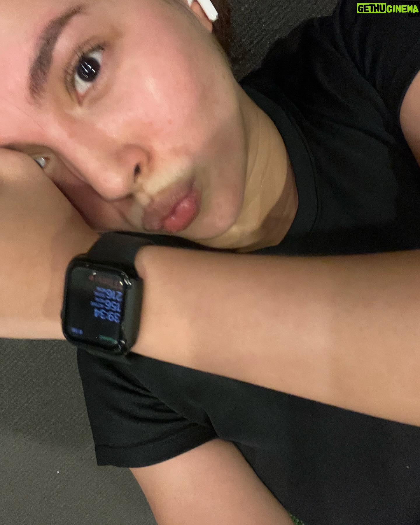Julia Montes Instagram - Done with my first session with coach @leandrocabrera__ @fitnessmobil #welcomeback #fitness