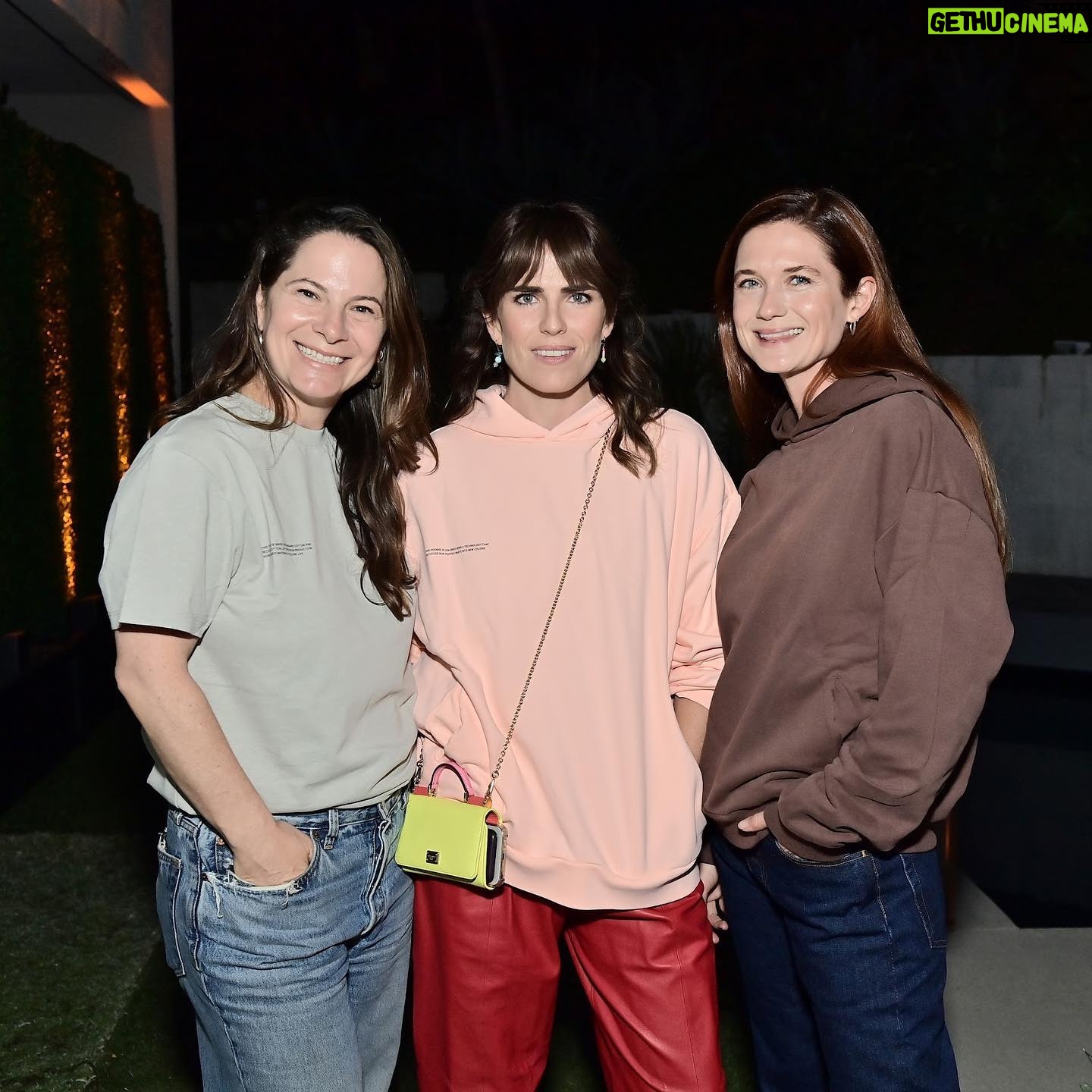 Bonnie Wright Instagram - I’m very much an introvert but when I can be in a room full of storytellers, climate champions and material scientists. I’m there. Thanks @pangaia for a beautiful evening and further confirming my love for your cozy climate nerd friendly clothes 🌎🌍🌏 @thealist.us @regeneration.vc @commontablecreative @kennyscharf
photos @stefaniekeenan