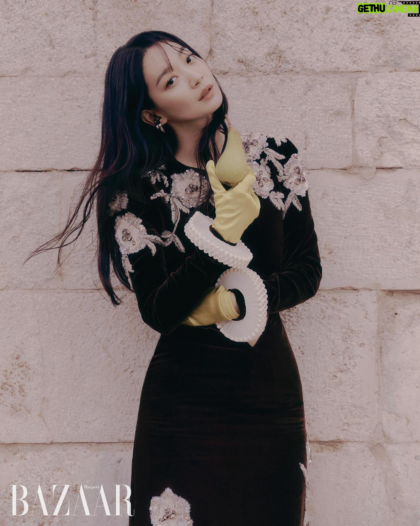 Shin Min-a Instagram - @gucci @harpersbazaarkorea