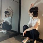Song Ji-hyo Instagram – 🤓🤓