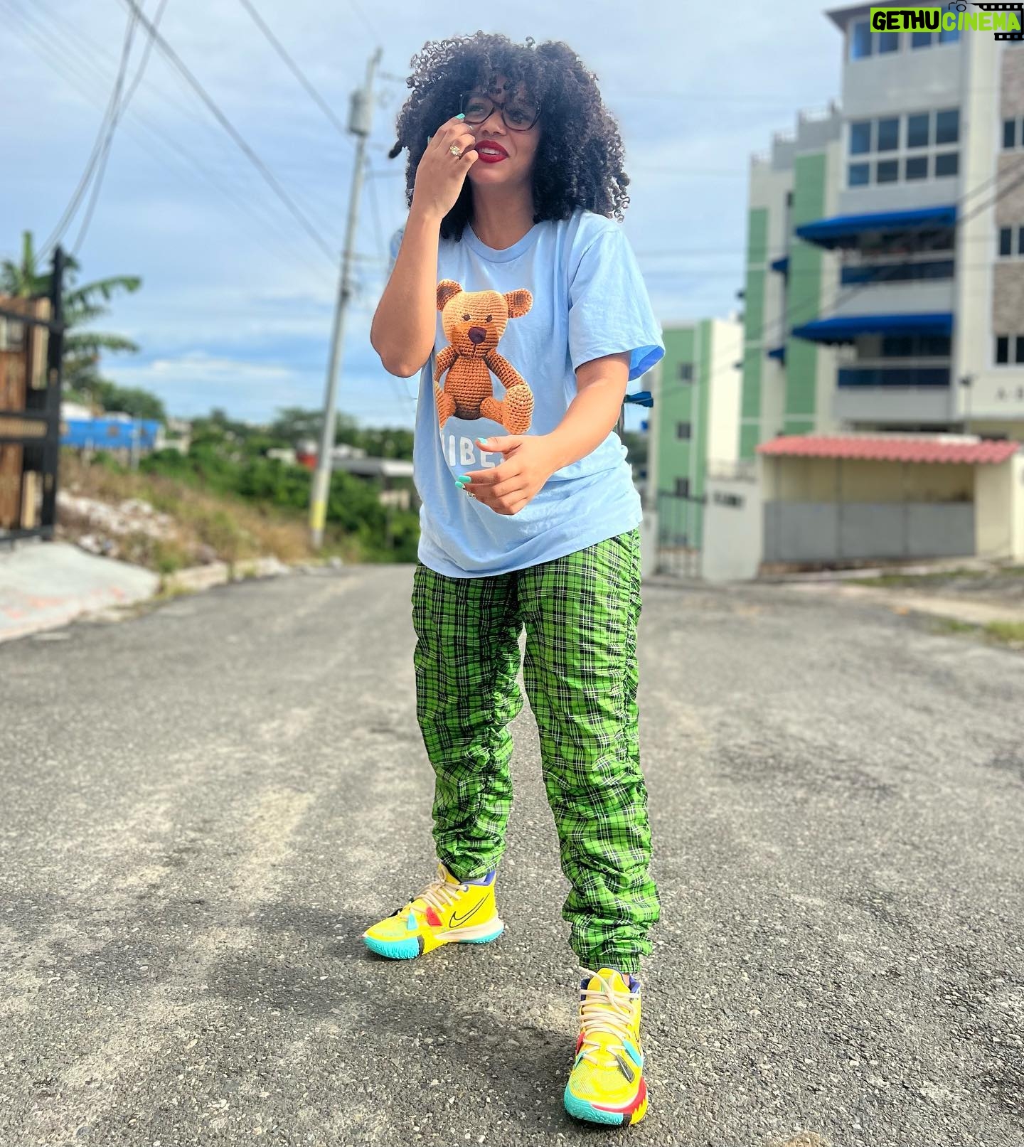 Chelsy García Instagram - Ella e’ bacana, yo te lo aseguro. 🤩