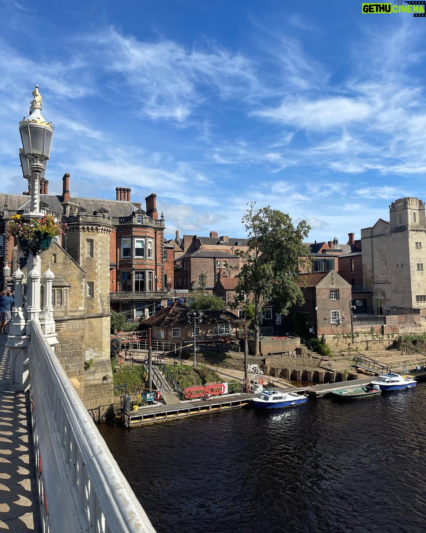 Antonia Gentry Instagram - old york 😫